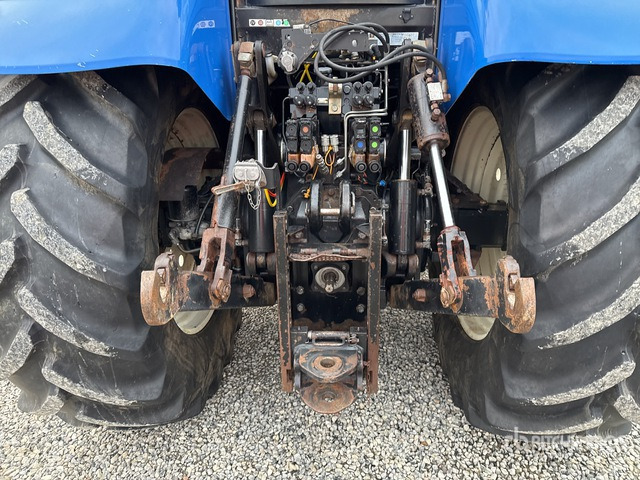 2008 New Holland 7060 4WD Tractor - Traktor: slika 4 2008 New Holland 7060 4WD Tractor - Traktor: slika 4