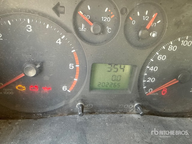 2011 Ford Transit (Inoperable) Dump Truck: Light Duty - Istovarivač: slika 3 2011 Ford Transit (Inoperable) Dump Truck: Light Duty - Istovarivač: slika 3