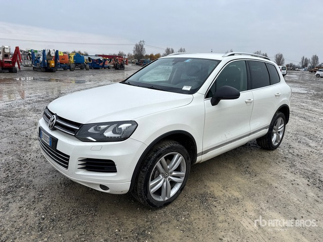 2011 Volkswagen Touareg SUV - SUV: slika 1 2011 Volkswagen Touareg SUV - SUV: slika 1