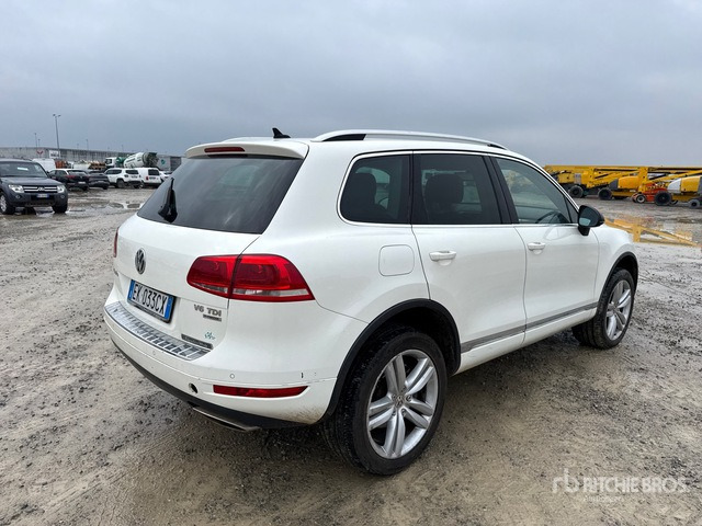 2011 Volkswagen Touareg SUV - SUV: slika 3 2011 Volkswagen Touareg SUV - SUV: slika 3