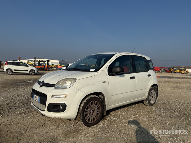 2013 Fiat Panda Automobile - Automobil: slika 1 2013 Fiat Panda Automobile - Automobil: slika 1