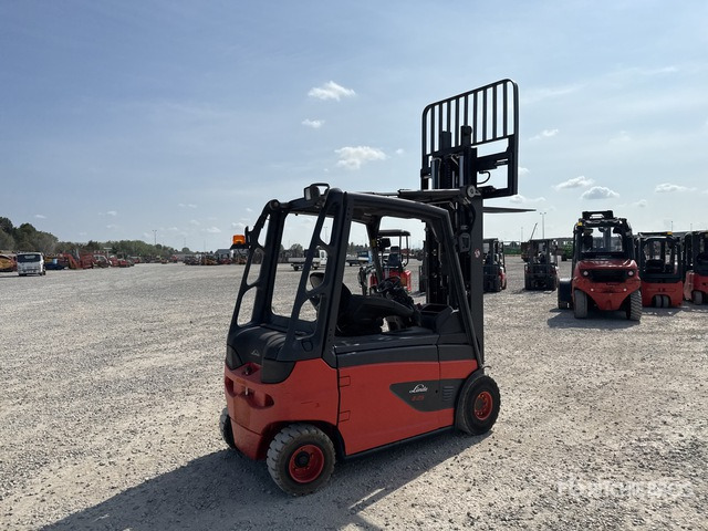 2013 Linde E25L-01 2500 kg Electric Forklift - Električni viljuškar: slika 4 2013 Linde E25L-01 2500 kg Electric Forklift - Električni viljuškar: slika 4