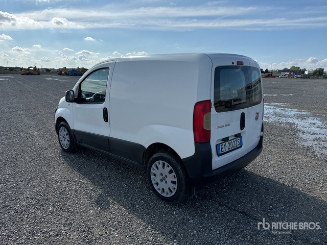 2015 Fiat Fiorino Autocarro furgonato - Mali kombi: slika 3 2015 Fiat Fiorino Autocarro furgonato - Mali kombi: slika 3