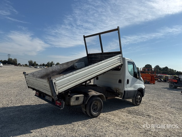 2015 Iveco Daily 35-110 Autocarro ribaltabile: carichi leggeri - Dostavno vozilo kiper: slika 3 2015 Iveco Daily 35-110 Autocarro ribaltabile: carichi leggeri - Dostavno vozilo kiper: slika 3