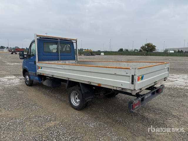 2015 Iveco Daily 35C11 Autocarro cassone fisso - Dostavno vozilo s ravnom platformom: slika 4 2015 Iveco Daily 35C11 Autocarro cassone fisso - Dostavno vozilo s ravnom platformom: slika 4