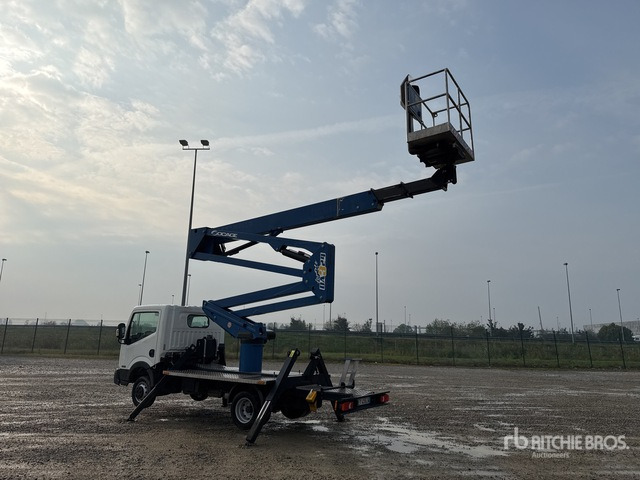 2015 Nissan Cabstar 35.12 2015 Socage DA324 24 m on Bucket Truck - Vazdušna platforma montirana na kamion: slika 3 2015 Nissan Cabstar 35.12 2015 Socage DA324 24 m on Bucket Truck - Vazdušna platforma montirana na kamion: slika 3