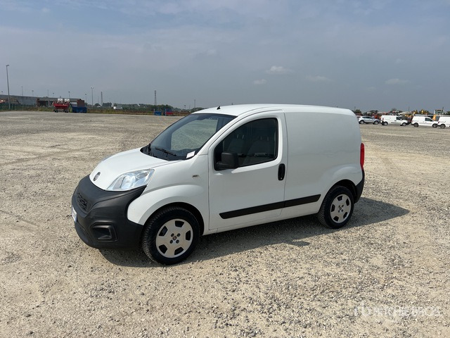 2016 Fiat Fiorino 1.3 MJT SX 16v Van Truck - Mali kombi: slika 3 2016 Fiat Fiorino 1.3 MJT SX 16v Van Truck - Mali kombi: slika 3