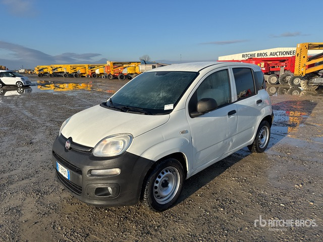 2016 Fiat Panda 1.3 MJT 80CV SES POP Van Truck - Kamion sa zatvorenim sandukom: slika 1 2016 Fiat Panda 1.3 MJT 80CV SES POP Van Truck - Kamion sa zatvorenim sandukom: slika 1