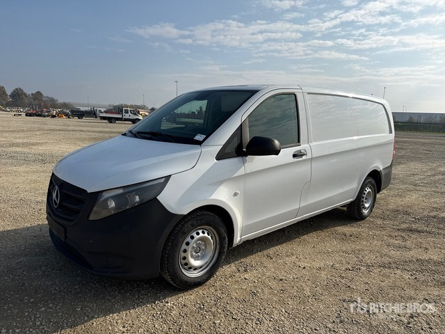 2016 Mercedes-Benz Vito Cargo Van - Kamion sa zatvorenim sandukom: slika 1 2016 Mercedes-Benz Vito Cargo Van - Kamion sa zatvorenim sandukom: slika 1