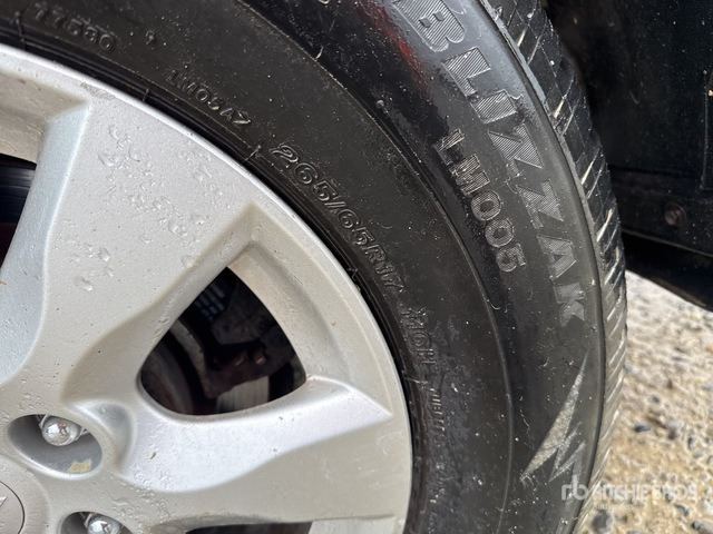 2016 Mitsubishi Pajero 3.2 LWB 4WD SUV - SUV: slika 5 2016 Mitsubishi Pajero 3.2 LWB 4WD SUV - SUV: slika 5