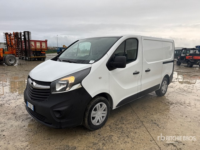 2016 Opel Vivaro Van Truck - Kamion sa zatvorenim sandukom: slika 1 2016 Opel Vivaro Van Truck - Kamion sa zatvorenim sandukom: slika 1