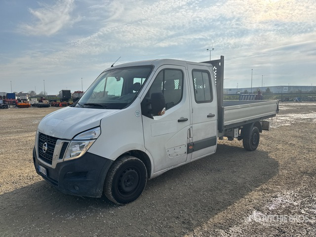 2017 Nissan NV400 Crew Cab Flatbed Truck - Kamion sa tovarnim sandukom: slika 1 2017 Nissan NV400 Crew Cab Flatbed Truck - Kamion sa tovarnim sandukom: slika 1