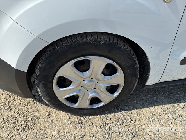 2018 Ford Transit Courier Autocarro furgonato - Mali kombi: slika 5 2018 Ford Transit Courier Autocarro furgonato - Mali kombi: slika 5