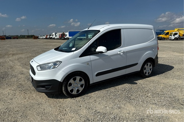2018 Ford Transit Courier Autocarro furgonato - Mali kombi: slika 1 2018 Ford Transit Courier Autocarro furgonato - Mali kombi: slika 1