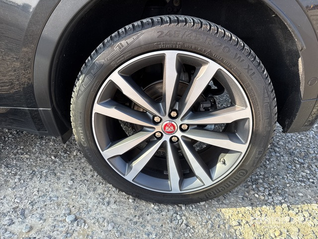 2018 Jaguar E Pace 2.0D I4 R-DYNAMIC SE 4WD 240CV SUV - SUV: slika 4 2018 Jaguar E Pace 2.0D I4 R-DYNAMIC SE 4WD 240CV SUV - SUV: slika 4