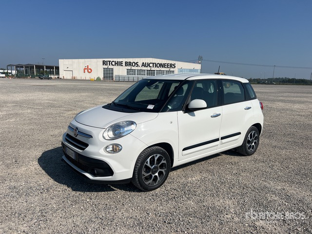 2019 Fiat 500L Autovettura - Automobil: slika 1 2019 Fiat 500L Autovettura - Automobil: slika 1