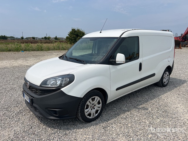 2019 Fiat Doblo Cargo Autocarro furgonato - Mali kombi: slika 4 2019 Fiat Doblo Cargo Autocarro furgonato - Mali kombi: slika 4