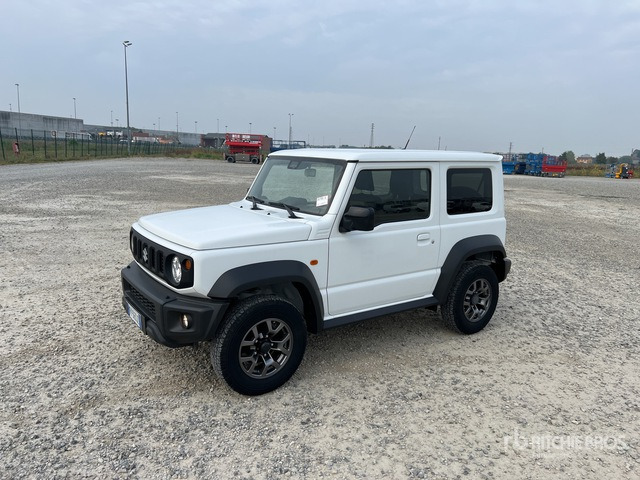 2019 Suzuki Jimny 1.5 Top 4wd allgrip 75KW/102CV SUV - SUV: slika 2 2019 Suzuki Jimny 1.5 Top 4wd allgrip 75KW/102CV SUV - SUV: slika 2