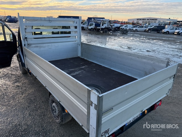 2020 Iveco Daily 35S14 4x2 Flatbed Truck - Kamion sa tovarnim sandukom: slika 4 2020 Iveco Daily 35S14 4x2 Flatbed Truck - Kamion sa tovarnim sandukom: slika 4