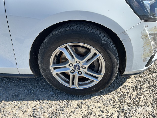 2021 Ford Focus SW 1.5 ECOBLUE BUSINESS 95CV N1 Automobile - Automobil: slika 4 2021 Ford Focus SW 1.5 ECOBLUE BUSINESS 95CV N1 Automobile - Automobil: slika 4