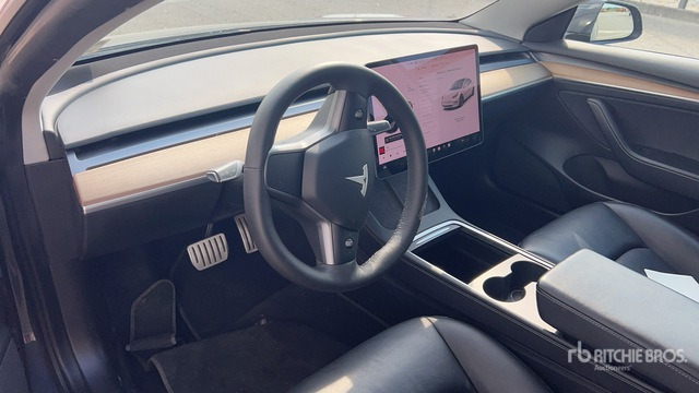 2021 Tesla Model 3 3 PERFORMANCE DUAL MOTOR 4WD Automobile - Automobil: slika 5 2021 Tesla Model 3 3 PERFORMANCE DUAL MOTOR 4WD Automobile - Automobil: slika 5