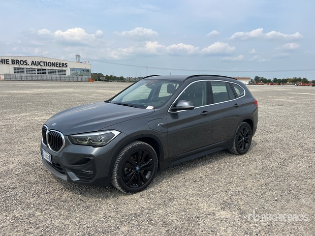 2022 BMW X1 Hybrid xDrive 25e Automobile - Automobil: slika 1 2022 BMW X1 Hybrid xDrive 25e Automobile - Automobil: slika 1