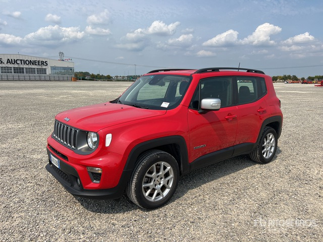 2022 Jeep Renegade Hybrid 4Xe SUV - SUV: slika 2 2022 Jeep Renegade Hybrid 4Xe SUV - SUV: slika 2