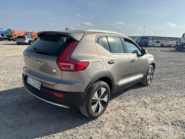 2022 Volvo XC40 T4 PLUG-IN HYBRID AUTO RECH INS ... SUV - SUV: slika 3 2022 Volvo XC40 T4 PLUG-IN HYBRID AUTO RECH INS ... SUV - SUV: slika 3