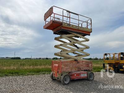 JLG 4069LE Electric - Lift u obliku makaza: slika 2 JLG 4069LE Electric - Lift u obliku makaza: slika 2