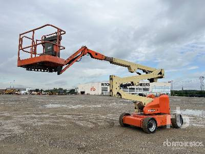 JLG E450AJ Electric - Zglobna platforma: slika 1 JLG E450AJ Electric - Zglobna platforma: slika 1