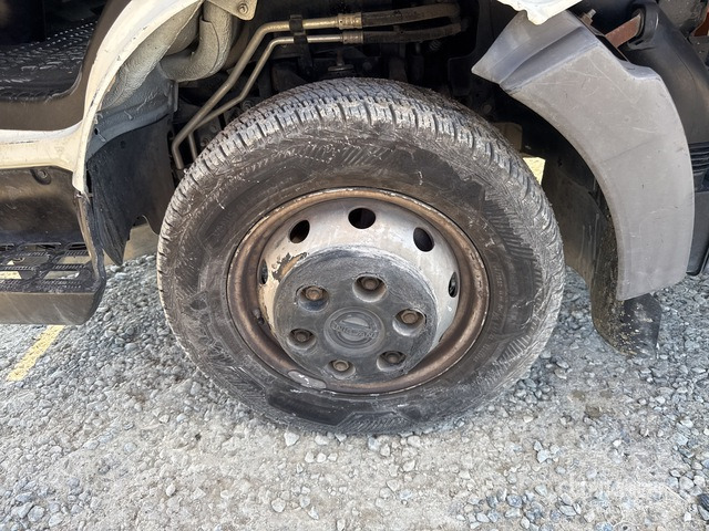 Nissan Cabstar NT400 Autocarro cassone fisso - Kamion sa tovarnim sandukom: slika 4 Nissan Cabstar NT400 Autocarro cassone fisso - Kamion sa tovarnim sandukom: slika 4