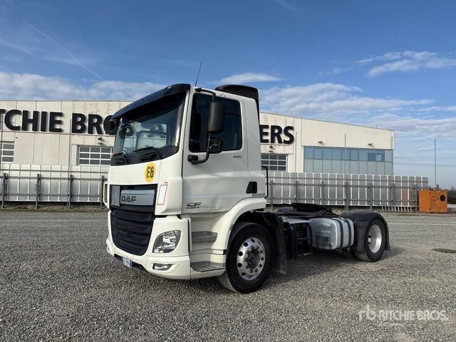 2015 DAF CF440 - Tegljač: slika 1 2015 DAF CF440 - Tegljač: slika 1