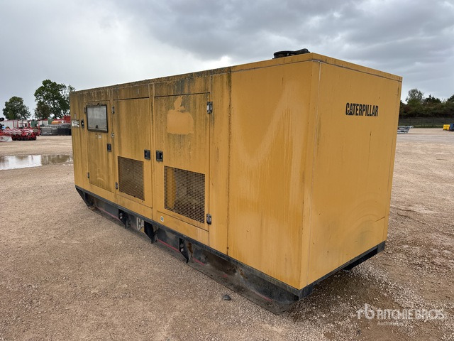 2000 Cat 400 365 kVA Containerized Stand-By ... Generator Set - Set generatora: slika 3 2000 Cat 400 365 kVA Containerized Stand-By ... Generator Set - Set generatora: slika 3