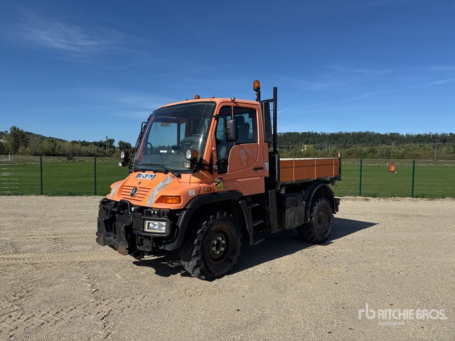 2000 Mercedes-Benz Unimog 405 U300 Camion Benne S/A Dump Truck - Istovarivač: slika 3 2000 Mercedes-Benz Unimog 405 U300 Camion Benne S/A Dump Truck - Istovarivač: slika 3