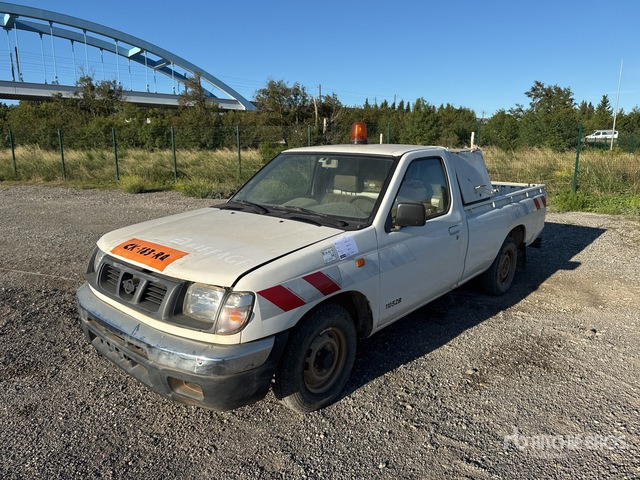 2001 Nissan 4x2 Pickup - Pikap: slika 1 2001 Nissan 4x2 Pickup - Pikap: slika 1