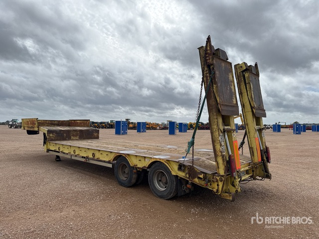 2002 Kaiser S3802F T/A Semi-Remorque Porte-Engins ... Lowboy Trailer - Niska poluprikolica za prevoz: slika 3 2002 Kaiser S3802F T/A Semi-Remorque Porte-Engins ... Lowboy Trailer - Niska poluprikolica za prevoz: slika 3