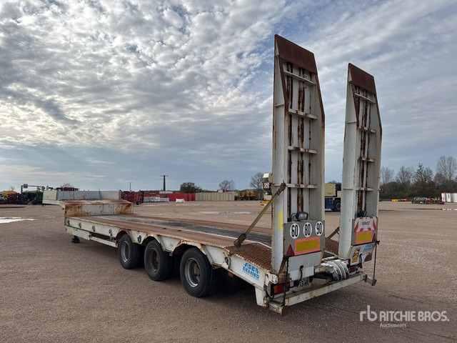 2006 Asca Demic Tri/A Semi-Remorque Porte-Engin ... Lowboy Trailer - Niska prikolica za prevoz: slika 2 2006 Asca Demic Tri/A Semi-Remorque Porte-Engin ... Lowboy Trailer - Niska prikolica za prevoz: slika 2