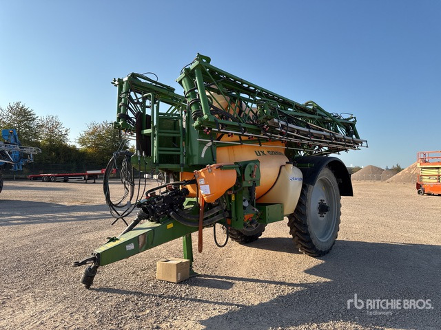 2007 Amazone UX5200 40 m High Clearance Pulverisate ... Pull-Type Sprayer - Vučena prskalica: slika 1 2007 Amazone UX5200 40 m High Clearance Pulverisate ... Pull-Type Sprayer - Vučena prskalica: slika 1