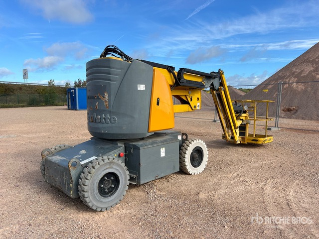 2007 Haulotte HA12IP 2WD Electric Nacelle Articulee ... Articulating Boom Lift - Zglobna platforma: slika 1 2007 Haulotte HA12IP 2WD Electric Nacelle Articulee ... Articulating Boom Lift - Zglobna platforma: slika 1