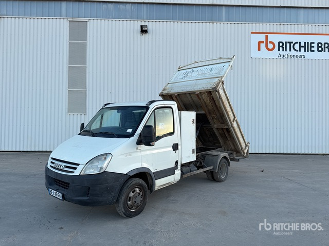 2007 Iveco 35C10 4x2 Camion Benne Dump Truck: Light Duty - Istovarivač: slika 1 2007 Iveco 35C10 4x2 Camion Benne Dump Truck: Light Duty - Istovarivač: slika 1