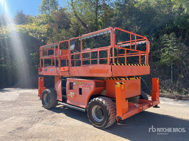 2008 JLG 3394 RT 4x4 Diesel Nacelle Ciseaux Scissor Lift - Lift u obliku makaza: slika 3 2008 JLG 3394 RT 4x4 Diesel Nacelle Ciseaux Scissor Lift - Lift u obliku makaza: slika 3