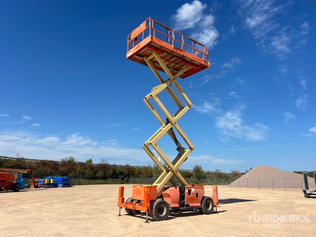 2008 JLG 3394 RT 4x4 Nacelle Ciseaux Scissor Lift - Lift u obliku makaza: slika 4 2008 JLG 3394 RT 4x4 Nacelle Ciseaux Scissor Lift - Lift u obliku makaza: slika 4
