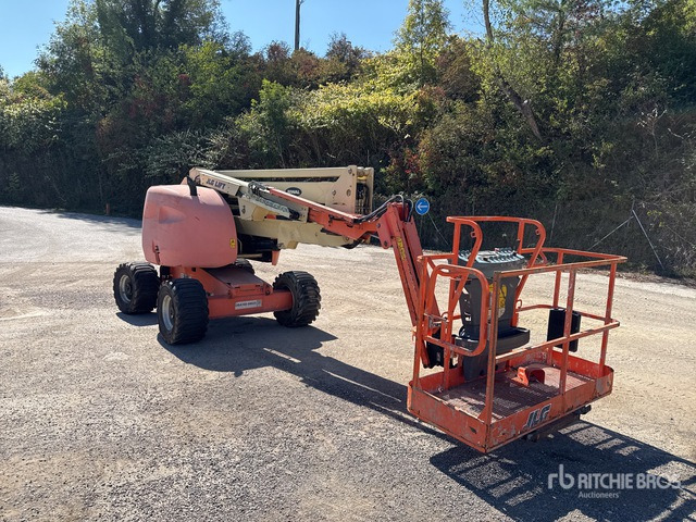 2008 JLG 450AJ 4WD Diesel Nacelle Articulee (I ... Articulating Boom Lift - Zglobna platforma: slika 3 2008 JLG 450AJ 4WD Diesel Nacelle Articulee (I ... Articulating Boom Lift - Zglobna platforma: slika 3