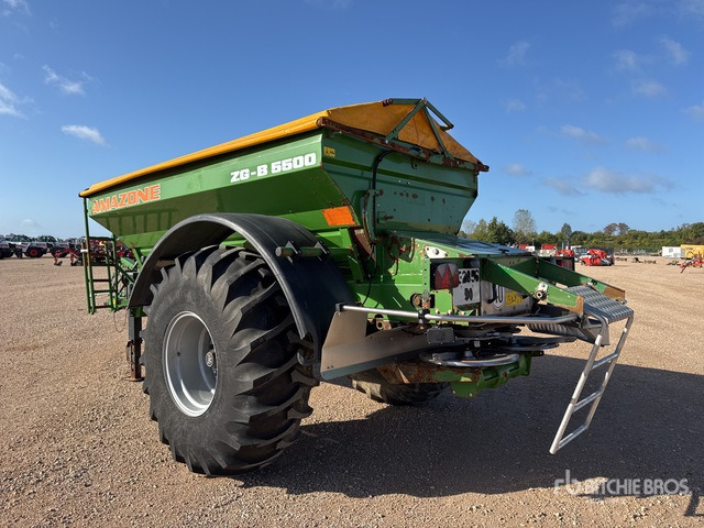 2009 Amazone ZG-B5500 36 m Semi-Mount S/A 5500 L Epan ... Fertilizer Spreader - Rasipač veštačkog đubriva: slika 3 2009 Amazone ZG-B5500 36 m Semi-Mount S/A 5500 L Epan ... Fertilizer Spreader - Rasipač veštačkog đubriva: slika 3