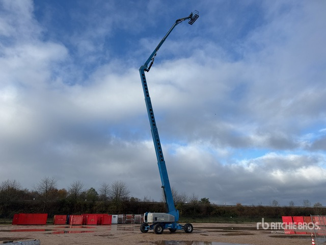 2010 Genie Z-135 4WD Diesel Nacelle Articulee Articulating Boom Lift - Zglobna platforma: slika 2 2010 Genie Z-135 4WD Diesel Nacelle Articulee Articulating Boom Lift - Zglobna platforma: slika 2