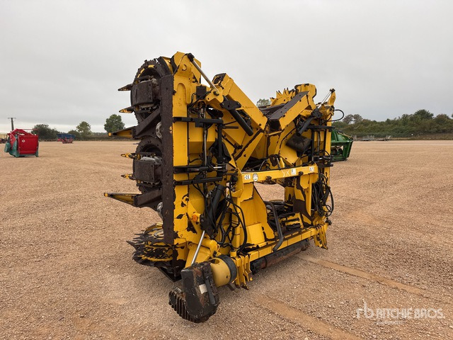 2010 New Holland FI470 Bec A Mais 10 Rangs 10 Row Corn Forage Harvester Header - Kombajn za kukuruz: slika 4 2010 New Holland FI470 Bec A Mais 10 Rangs 10 Row Corn Forage Harvester Header - Kombajn za kukuruz: slika 4