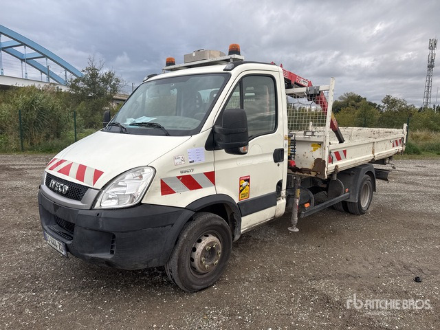 2011 Iveco 65C17 Fassi F22A.21 950 kg on 4x2 Cam ... Dump Truck with Crane - Istovarivač: slika 1 2011 Iveco 65C17 Fassi F22A.21 950 kg on 4x2 Cam ... Dump Truck with Crane - Istovarivač: slika 1