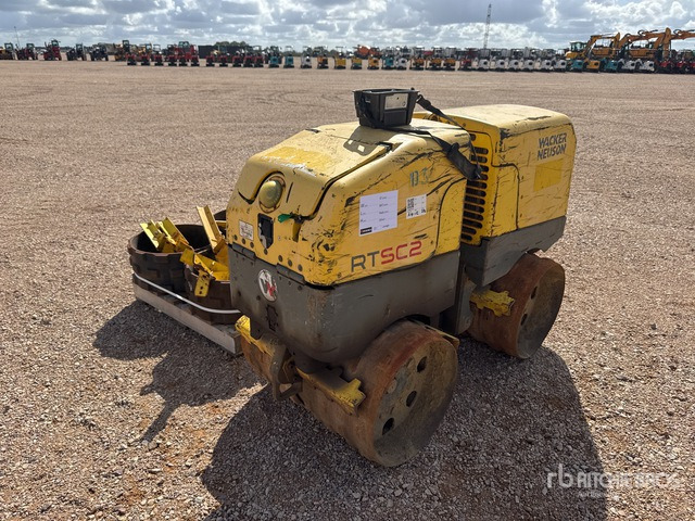 2012 Wacker RT82-SC2 Compacteur De Tranchee Pied De ... Trench Compactor - Mini valjak: slika 3 2012 Wacker RT82-SC2 Compacteur De Tranchee Pied De ... Trench Compactor - Mini valjak: slika 3