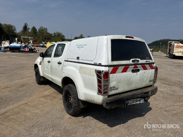 2013 Isuzu D-Max 4x4 Extended Cab (Inoperable) Pickup - Pikap: slika 3 2013 Isuzu D-Max 4x4 Extended Cab (Inoperable) Pickup - Pikap: slika 3