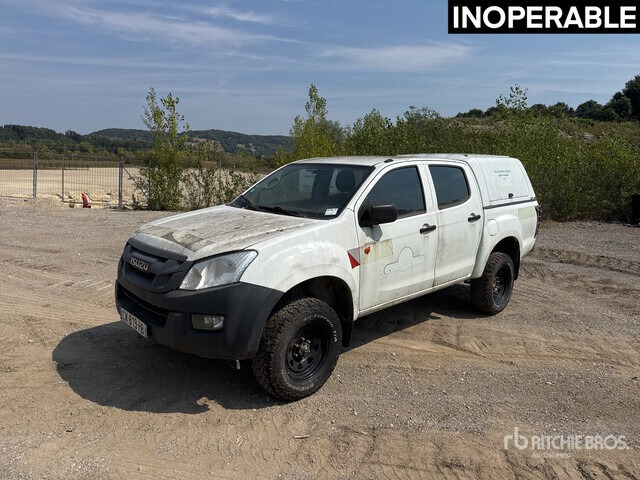 2013 Isuzu D-Max 4x4 Extended Cab (Inoperable) Pickup - Pikap: slika 2 2013 Isuzu D-Max 4x4 Extended Cab (Inoperable) Pickup - Pikap: slika 2